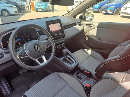 RENAULT Clio Clio E-Tech full hybrid 145 Techno à vendre à Villefranche sur Saône - Image n°8