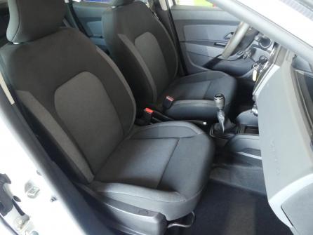 DACIA Duster ECO-G 100 4x2 Essential à vendre à Macon - Image n°10