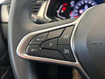 RENAULT Captur TCe 140 EDC - 21 Intens à vendre à Villefranche-sur-Saône - Image n°9