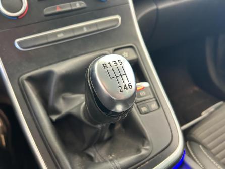 RENAULT Scenic Scenic dCi 110 Energy Intens à vendre à Villefranche-sur-Saône - Image n°2