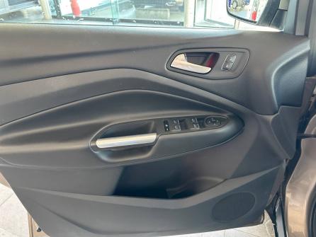 FORD Kuga Kuga 1.5 TDCi 120 S&S 4x2 BVM6 Titanium Business 5p à vendre à Roanne - Image n°11
