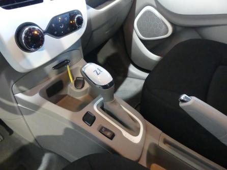 RENAULT Zoe Life Gamme 2017 à vendre à Macon - Image n°22