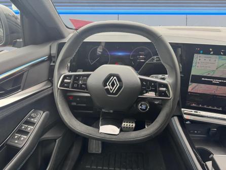 RENAULT Espace Espace E-Tech hybrid 200 esprit Alpine à vendre à Villefranche-sur-Saône - Image n°11