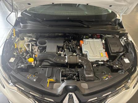 RENAULT Captur E-Tech full hybrid 145 Techno fast track à vendre à Macon - Image n°22