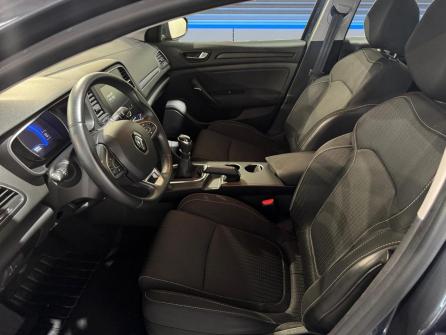 RENAULT Megane Mégane IV Berline Blue dCi 115 Business à vendre à Macon - Image n°10