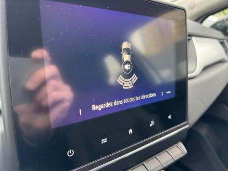 RENAULT Captur TCe 140 EDC Zen à vendre à Saint-Etienne - Image n°19