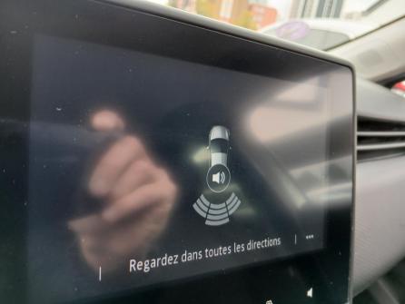 RENAULT Clio Sté CLIO SOCIETE E-TECH 140 - 21N BUSINESS REVERSIBLE à vendre à Saint-Etienne - Image n°13
