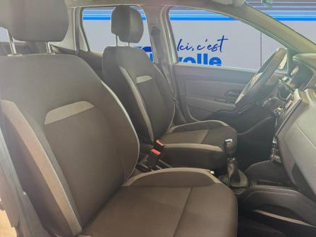DACIA Duster Blue dCi 115 4x4 Essentiel à vendre à Villefranche-sur-Saône - Image n°15