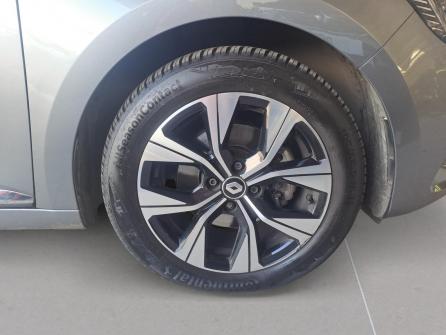 RENAULT Clio Clio Blue dCi 100 Evolution à vendre à Givors - Image n°17