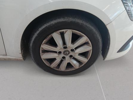 RENAULT Megane Mégane IV Berline Blue dCi 115 EDC Business à vendre à Villefranche-sur-Saône - Image n°8