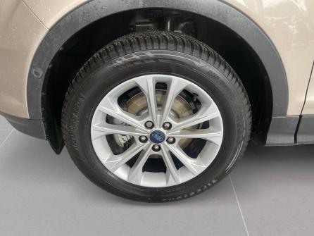 FORD Kuga Kuga 1.5 TDCi 120 S&S 4x2 BVM6 Titanium Business 5p à vendre à Roanne - Image n°9