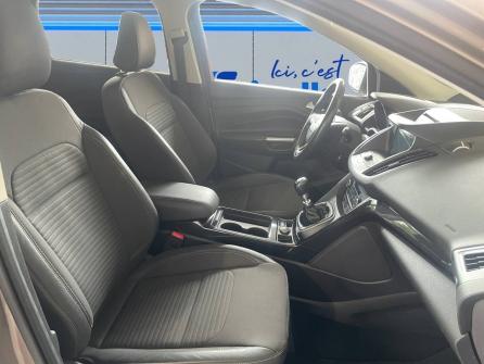 FORD Kuga Kuga 1.5 TDCi 120 S&S 4x2 BVM6 Titanium Business 5p à vendre à Roanne - Image n°17