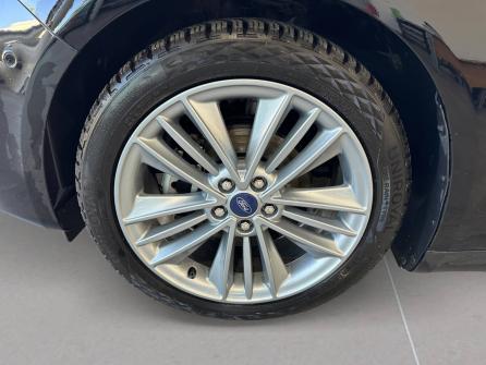 FORD Mondeo Mondeo 2.0 Hybrid 187 BVA6 Vignale 4p à vendre à Roanne - Image n°9