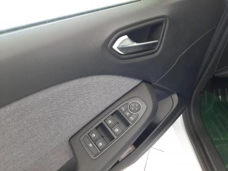 RENAULT Clio Clio Eco-G 100 GSR2 Techno à vendre à Villefranche-sur-Saône - Image n°11