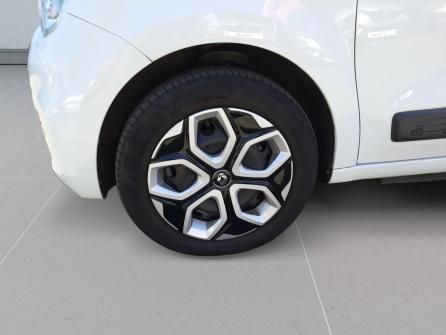 RENAULT Twingo Twingo III E-Tech Equilibre à vendre à Villefranche-sur-Saône - Image n°9
