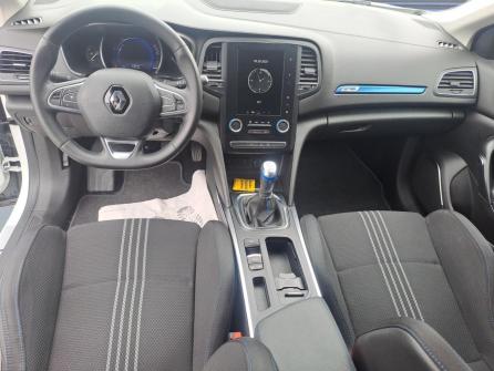 RENAULT Megane Mégane IV Berline Blue dCi 115 Intens à vendre à Givors - Image n°15