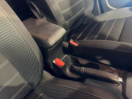 DACIA Duster ECO-G 100 4x2 Prestige + à vendre à Macon - Image n°24