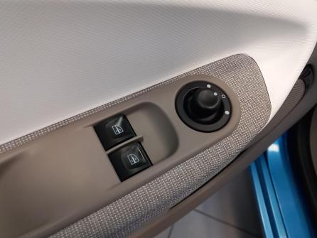 RENAULT Zoe Zen Gamme 2017 à vendre à Villefranche sur Saône - Image n°12