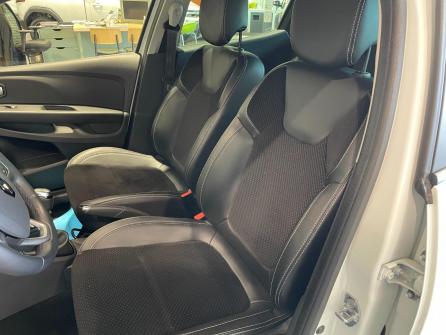 RENAULT Clio Clio TCe 120 Energy Intens à vendre à Villefranche sur Saône - Image n°11