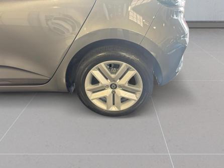 RENAULT Clio Clio TCe 100 GPL Evolution à vendre à Macon - Image n°8