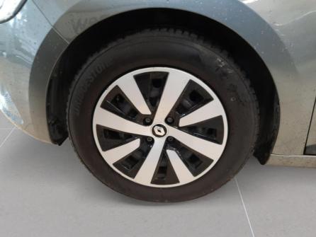 RENAULT Clio Clio TCe 90 Equilibre à vendre à Villefranche-sur-Saône - Image n°9