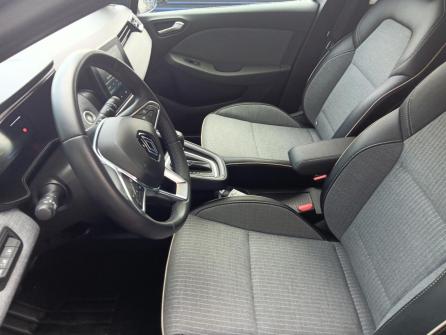 RENAULT Clio Clio E-Tech full hybrid 145 Techno à vendre à Villefranche-sur-Saône - Image n°10