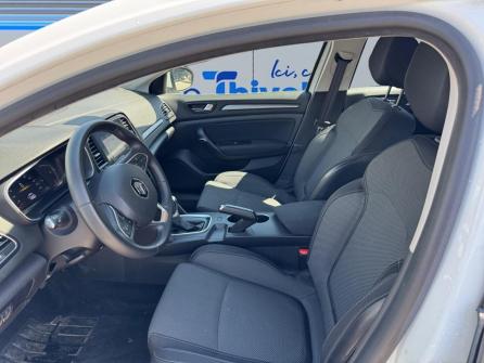 RENAULT Megane Megane IV Berline Blue dCi 115 EDC Evolution à vendre à Saint-Etienne - Image n°10