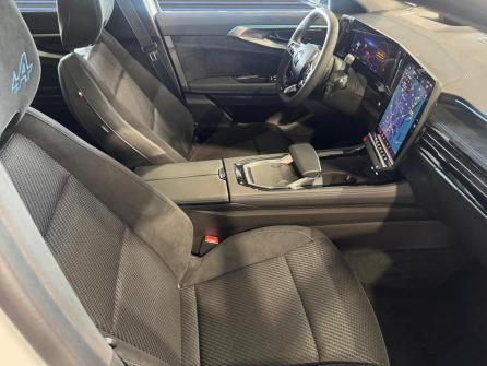 RENAULT Austral E-Tech hybrid 200 Iconic esprit Alpine à vendre à Macon - Image n°17
