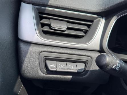 RENAULT Captur TCe 140 - 21 Intens à vendre à Saint-Etienne - Image n°19