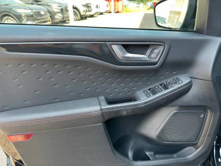 FORD Kuga Kuga 2.0 EcoBlue 150 mHEV S&S BVM6 ST-Line 5p à vendre à Roanne - Image n°11