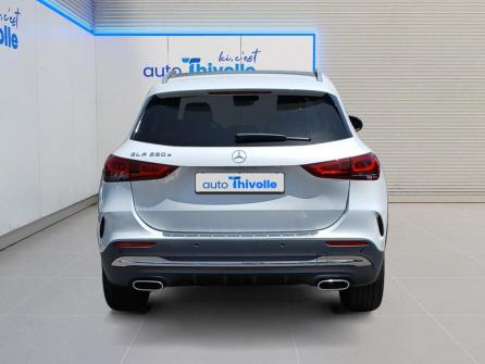 MERCEDES-BENZ Classe GLA 250 e 8G-DCT AMG Line à vendre à Saint-Etienne - Image n°4