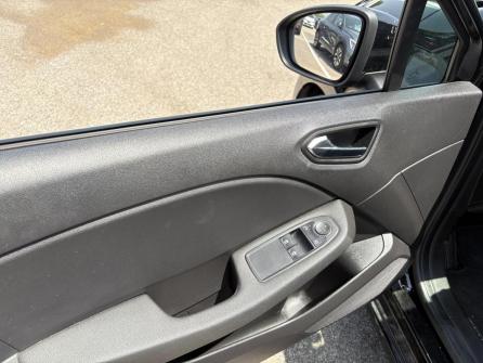 RENAULT Clio Clio TCe 90 Equilibre à vendre à Saint-Etienne - Image n°11
