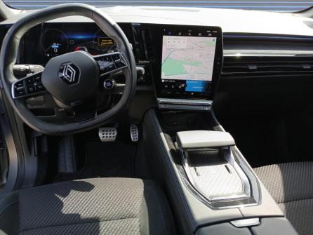 RENAULT Espace Espace E-Tech hybrid 200 esprit Alpine à vendre à Villefranche sur Saône - Image n°12