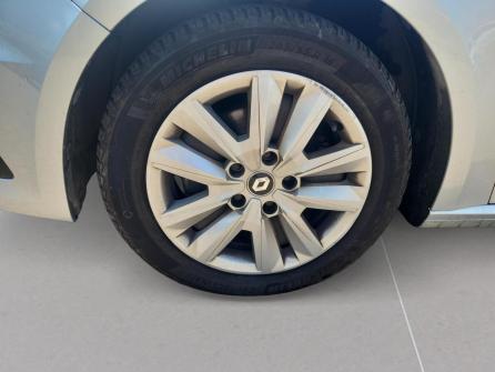 RENAULT Megane Mégane IV Berline Blue dCi 115 EDC - 21N Business à vendre à Givors - Image n°9
