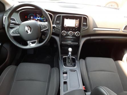 RENAULT Megane Estate Mégane IV Estate E-TECH Plug-In Hybride 160 Business à vendre à Villefranche-sur-Saône - Image n°12