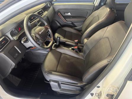 DACIA Duster ECO-G 100 4x2 Extreme à vendre à Macon - Image n°10
