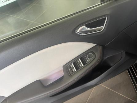 RENAULT Clio Clio E-Tech 140 Initiale Paris à vendre à Macon - Image n°10
