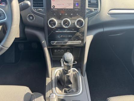 RENAULT Megane Mégane IV Berline Blue dCi 115 - 20 Business à vendre à Villefranche-sur-Saône - Image n°14