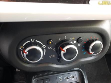 RENAULT Twingo Twingo III TCe 95 EDC Intens à vendre à Villefranche-sur-Saône - Image n°17