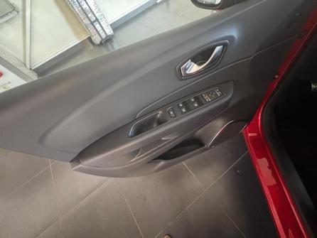 RENAULT Captur TCe 150 FAP Intens à vendre à Macon - Image n°10