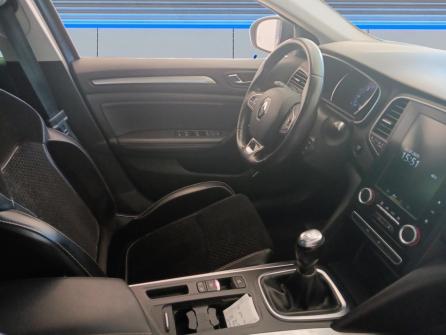 RENAULT Megane Estate Mégane IV Estate dCi 130 Energy Intens à vendre à Villefranche-sur-Saône - Image n°16
