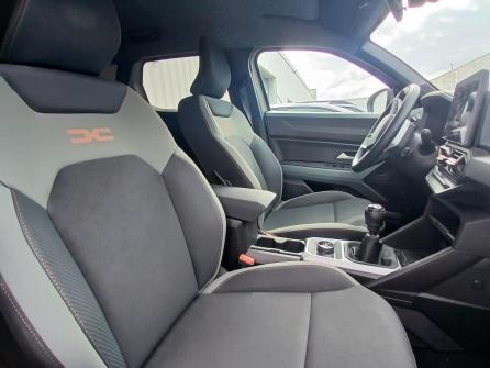 DACIA Duster extreme mild hybrid 130 4x4 à vendre à Villefranche-sur-Saône - Image n°2