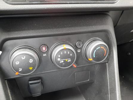 DACIA Sandero ECO-G 100 - 22 Confort à vendre à Villefranche-sur-Saône - Image n°17