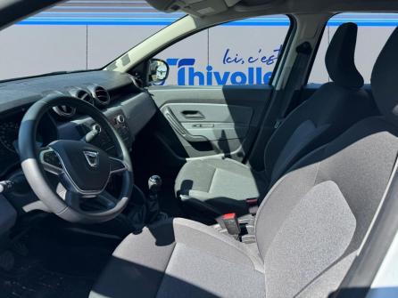 DACIA Duster ECO-G 100 4x2 Essential à vendre à Villefranche-sur-Saône - Image n°10