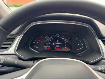 RENAULT Captur TCe 90 Techno à vendre à Saint-Chamond - Image n°6
