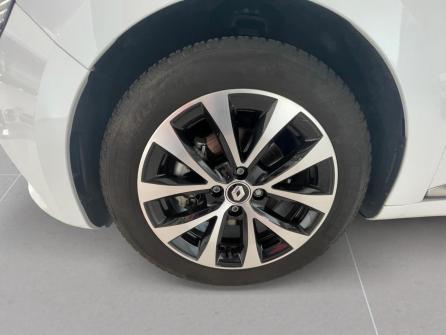 RENAULT Clio Clio E-Tech 140 - 21N Intens à vendre à Le Creusot - Image n°9