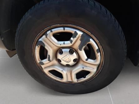 DACIA Duster TCe 100 4x2 Essentiel à vendre à Villefranche-sur-Saône - Image n°9