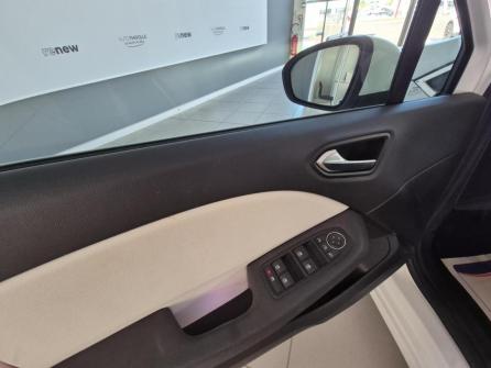 RENAULT Clio Clio E-Tech 140 - 21N Intens à vendre à Chalon-sur-Saône - Image n°11