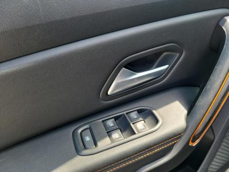 DACIA Duster ECO-G 100 4x2 SL Extreme à vendre à Villefranche sur Saône - Image n°11