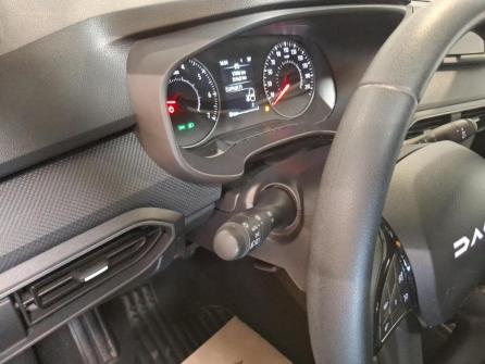 DACIA Sandero SCe 65 Essential à vendre à Le Creusot - Image n°24